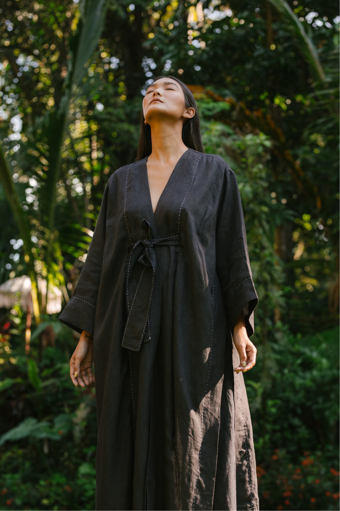 Sui Unisex Linen Coat