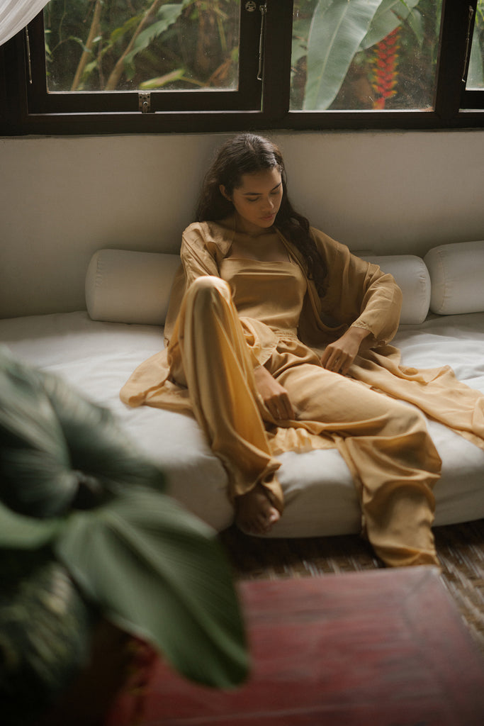 Dhyana Silk Cape Set