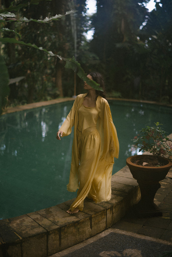 Dhyana Silk Cape Set